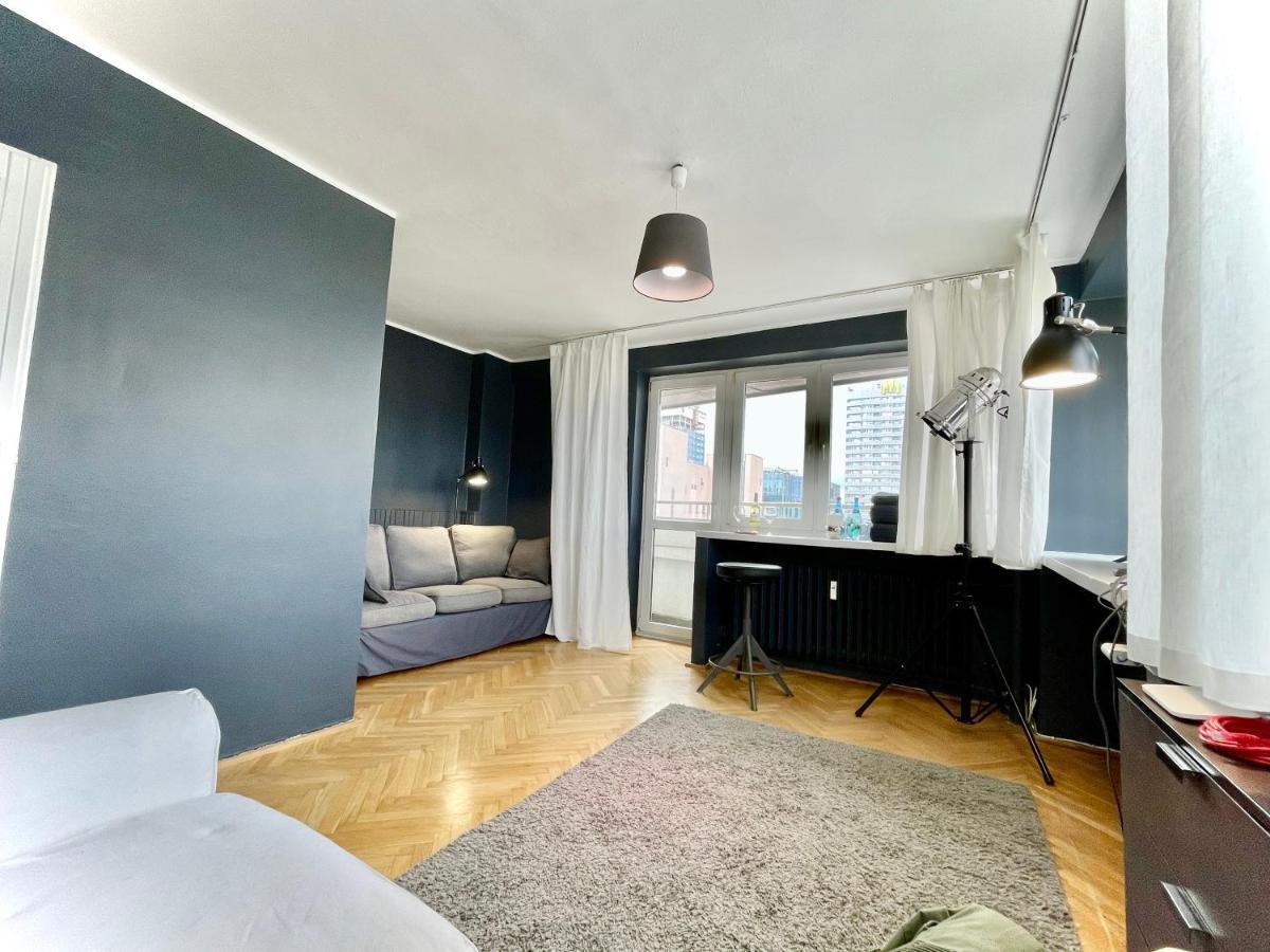 Super Silver 2Xmetro Parking Wifi 300 Mb/S Nowy Netflix Hbo Appletv Filharmonia Varsovia Exterior foto